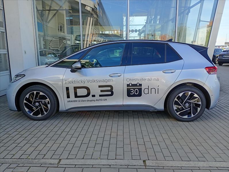 Volkswagen ID.3 (2025) Pro People 150 kW, 59 kWh - fotka 8 z 16