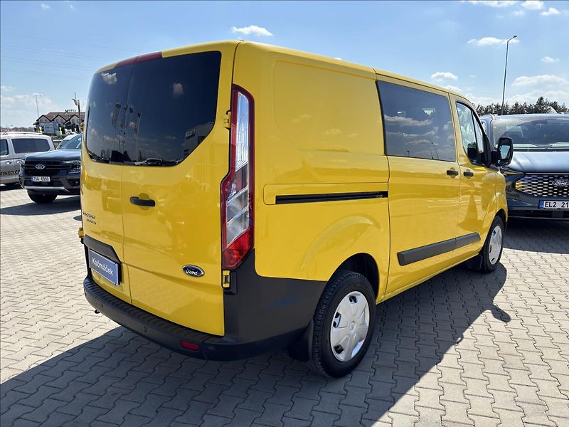 Ford Transit Custom 2,0 EcoBlue 79kW KombiVan L1 - fotka 5 z 32