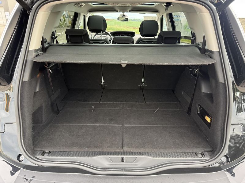 Citroën Grand C4 SpaceTourer 2.0 HDI 110kW aut. 7 míst - fotka 14 z 22