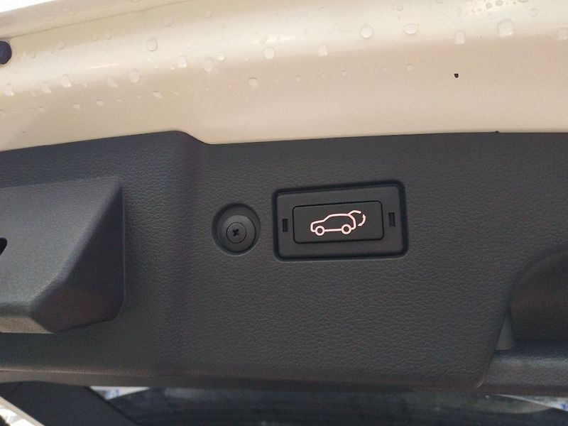 SsangYong Torres 1.5 PREMIUM 4WD AT, SKLADEM - fotka 9 z 31