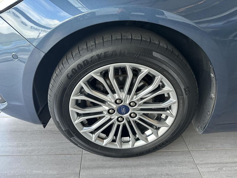 Ford Mondeo Titanium 2.0 EcoBlue 150k aut. - fotka 8 z 30