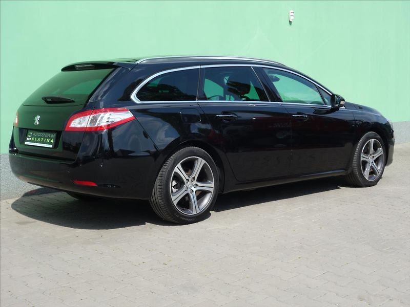 Peugeot 508 2,0 133kW ALLURE AUTOMAT - fotka 7 z 33