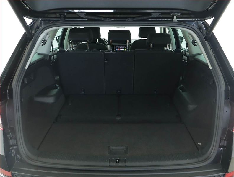 Škoda Kodiaq (2022) 2.0 TDI - fotka 14 z 20