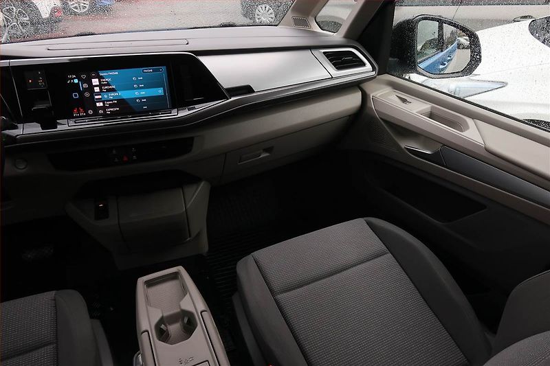 Volkswagen Multivan (2024) 1.5 TSI, ČR, 1Maj - fotka 8 z 22