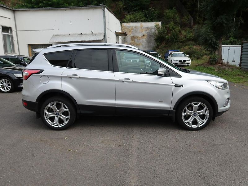 Ford Kuga (2018) 2,0TDCi,110kw,AP,4x4,18ALU - fotka 7 z 36
