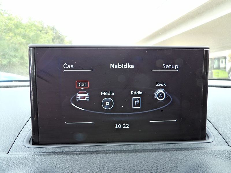 Audi A3 1.4TSI 110kW DSG Sline Xenon - fotka 9 z 34