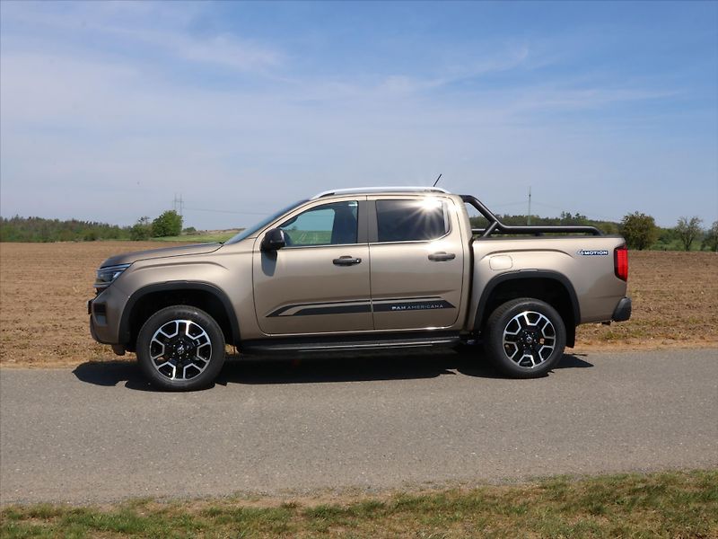 Volkswagen Amarok 3,0 TDi PanAmericana 10AUT 4x4 - fotka 4 z 38