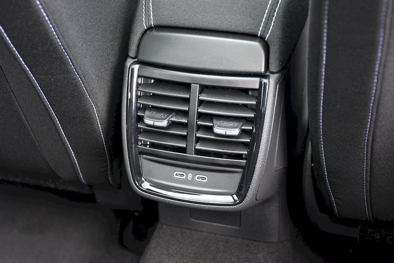 Škoda Scala (2026) Monte Carlo 1,0 TSI 85 kW 6° m - fotka 28 z 34