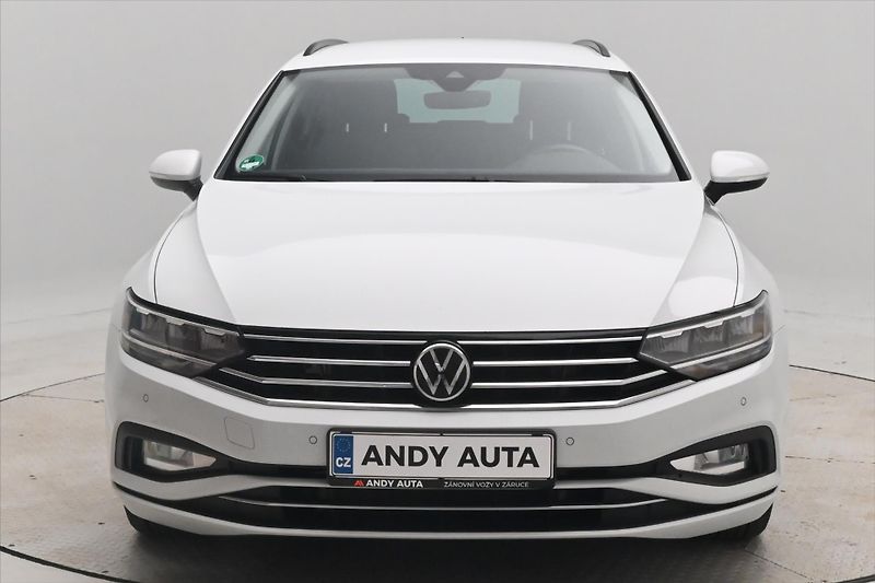 Volkswagen Passat 2,0 TDI 110 kW DSG Business Zá - fotka 2 z 31