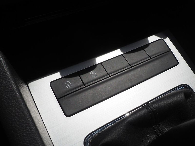 Škoda Octavia (2017) 1.6 TDI Ambiente, Navi - fotka 30 z 35