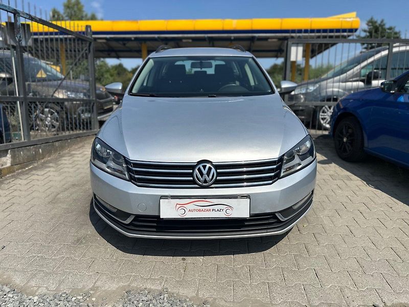 Volkswagen Passat Variant (2011) 1.6TDi NAVI, PRAVIDELNÝ SERVIS - fotka 2 z 16