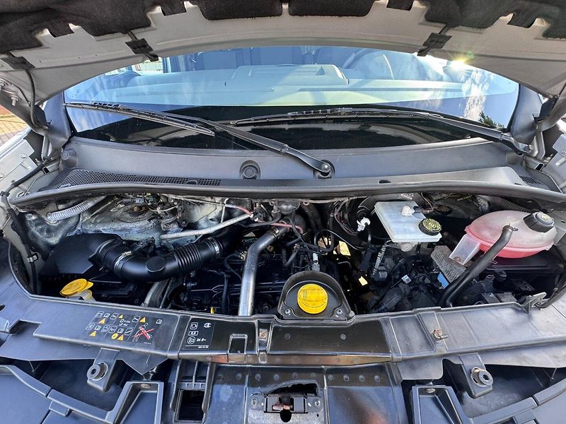 Nissan NV400 (2016) 9 MÍST 2,3D 107 KW TAŽNÉ L2H2 - fotka 43 z 45
