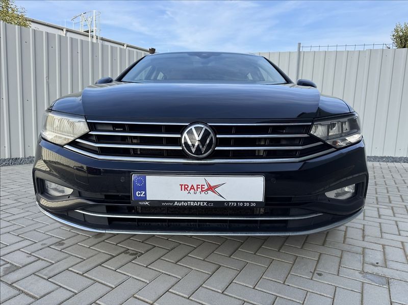 Volkswagen Passat 2,0 TDI DSG ELEGANCE 1.maj. ČR - fotka 2 z 50