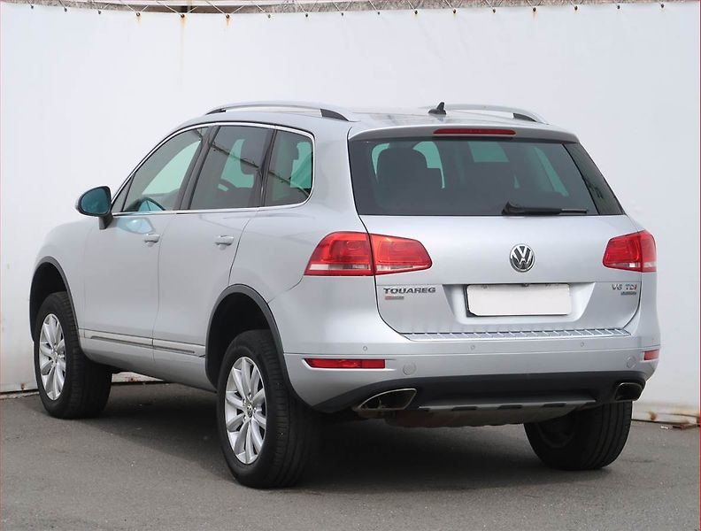 Volkswagen Touareg (2013) 3.0 TDI, 4X4, Automat - fotka 4 z 23