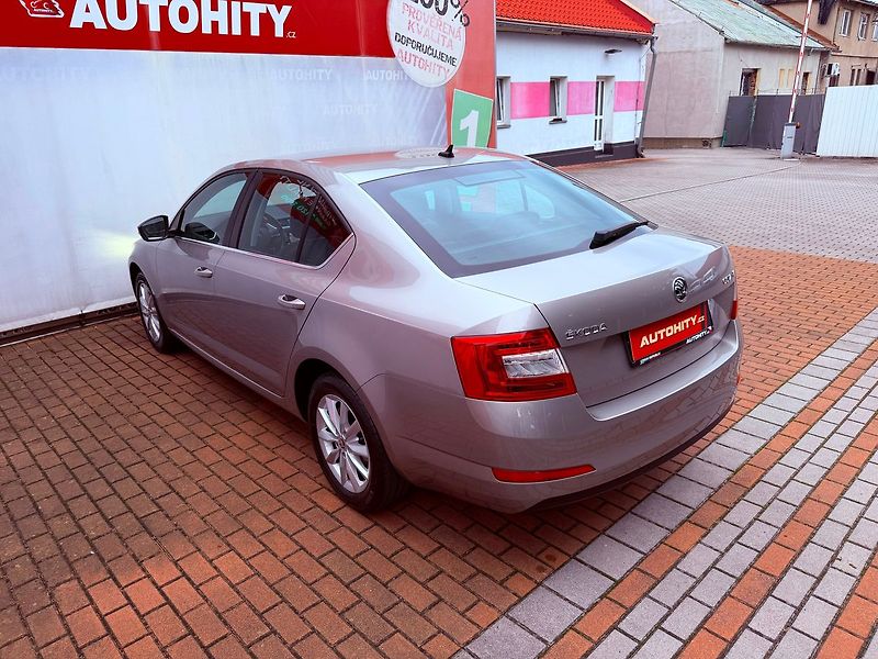 Škoda Octavia 1.4 TSi DSG Style, Navi, TOP - fotka 9 z 27