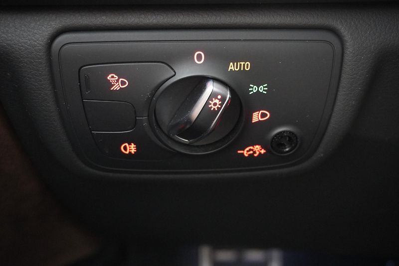 Audi A6  3.0 TDI QUATTRO AUT - fotka 20 z 45