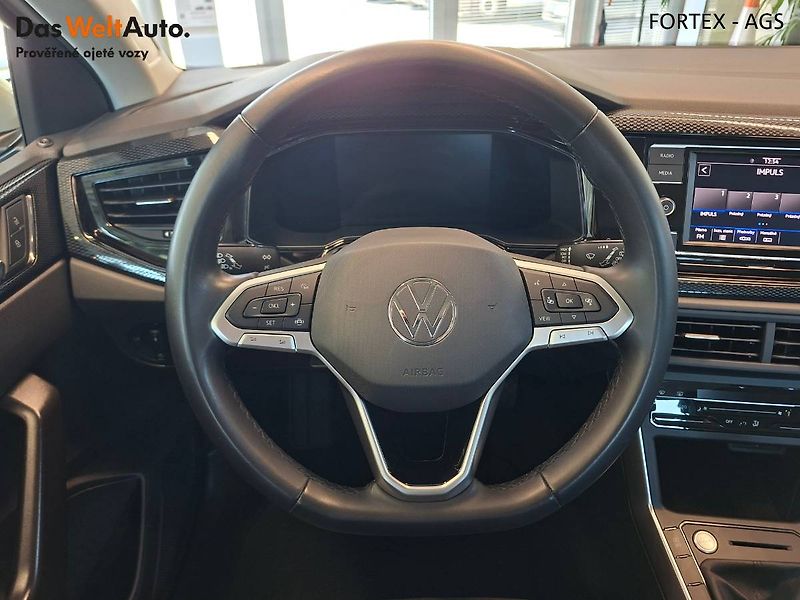 Volkswagen Taigo (2022) 1.0 TSI,81kW,Park.kamera - fotka 5 z 27
