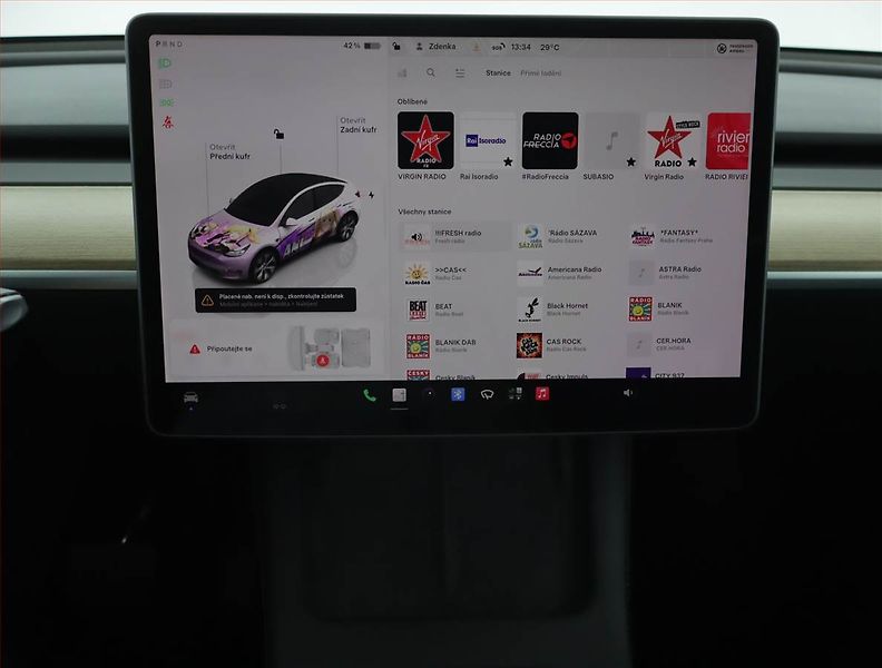 Tesla Model Y (2022) Long Range AWD 75kWh, SoH 89% - fotka 12 z 23