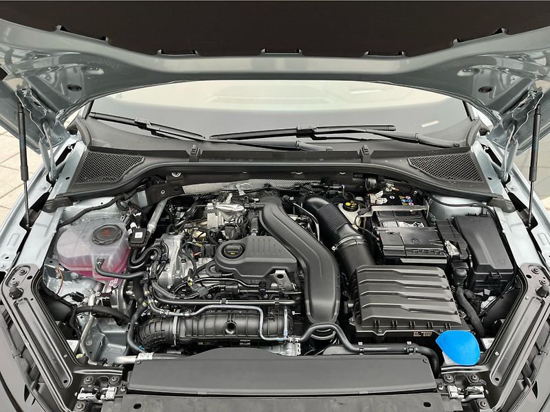 Škoda Octavia 1,5TSI m-HEV 110kW EXCLUSIVE S - fotka 29 z 29