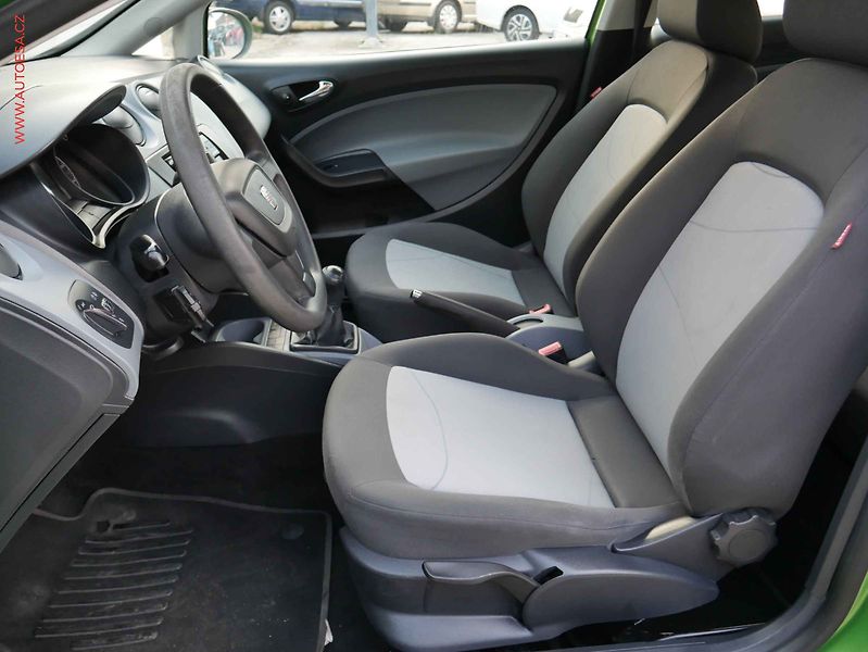 Seat Ibiza (2014) 1.2 12V, Reference, +kola - fotka 9 z 18