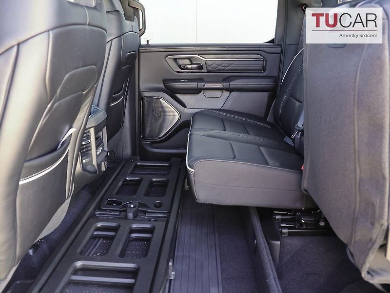 RAM 1500 (2025) Limited 3.0 I6 550hP - fotka 40 z 48