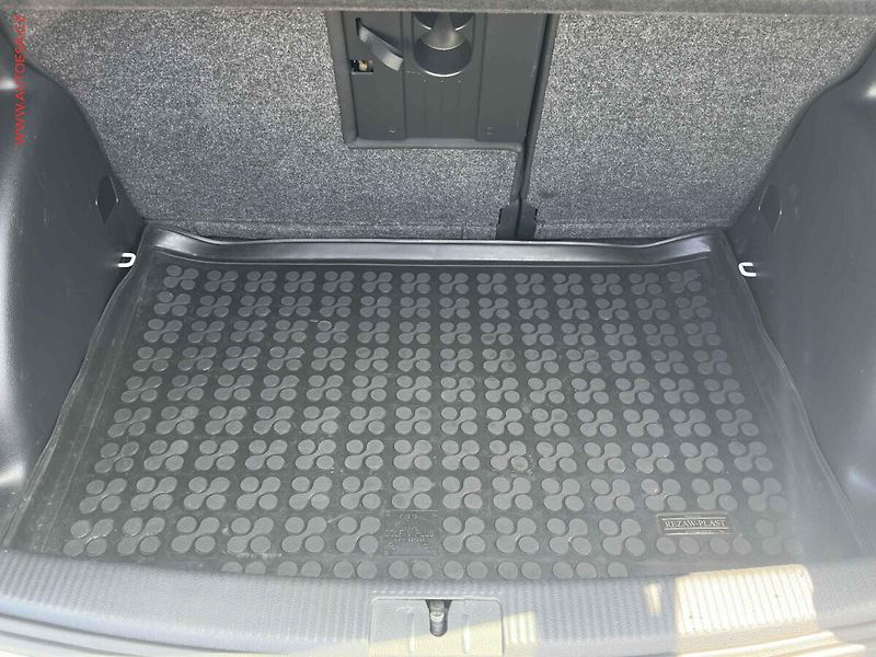 Volkswagen Golf Plus (2012) 1.4TSi, servis.kniha - fotka 7 z 18