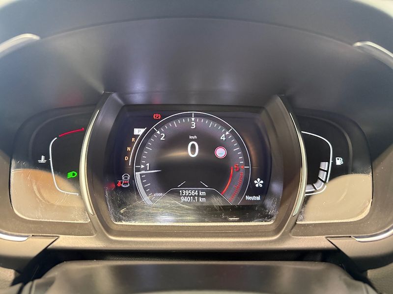 Renault Scénic (2019) 1.7 dCi 120 Intens EDC - fotka 15 z 30