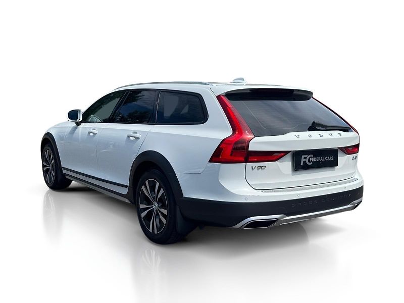Volvo V90 CC D4 AWD/TZ/pneu REZERVACE - fotka 3 z 50