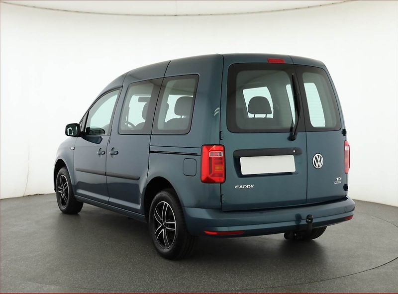 Volkswagen Caddy (2016) 2.0 TDI, 5Míst, ČR - fotka 4 z 17