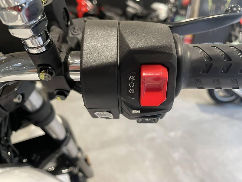 Moto Guzzi (2026) V7 Special EU5+ - fotka 10 z 10