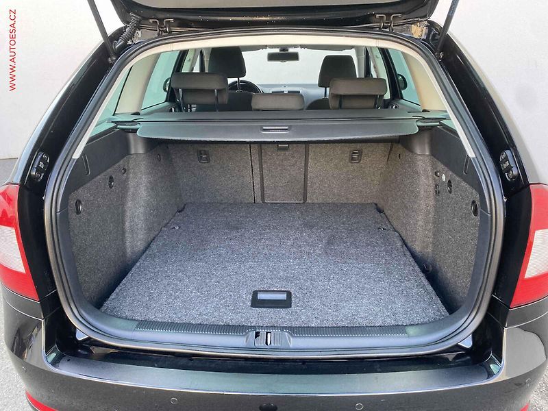 Škoda Octavia (2013) 2.0 TDi, Ambiente, TZ - fotka 7 z 16