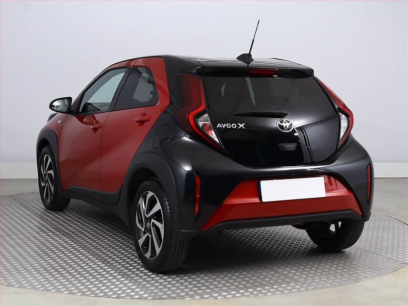 Toyota Aygo (2025) Style 1.0, ČR,1.maj - fotka 4 z 16