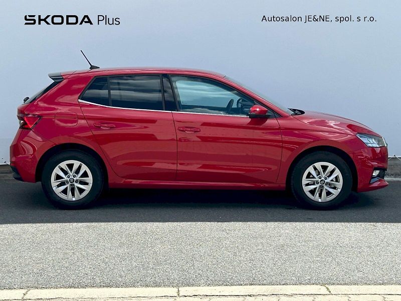 Škoda Fabia (2025) Top Selection 1.0 TSI 70 kW - fotka 8 z 30