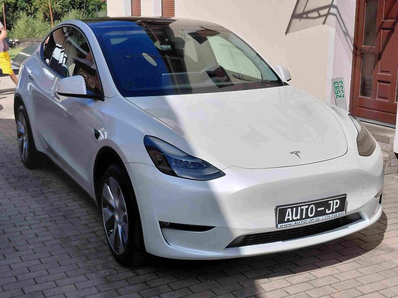 Tesla Model Y AWD Long Range  ACC  LED  NAVI - fotka 2 z 11