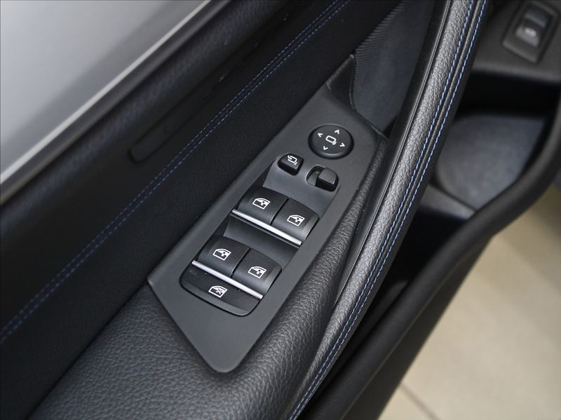 BMW Řada 5 530xD M-Paket Paměť TAŽNÉ   3, - fotka 21 z 36