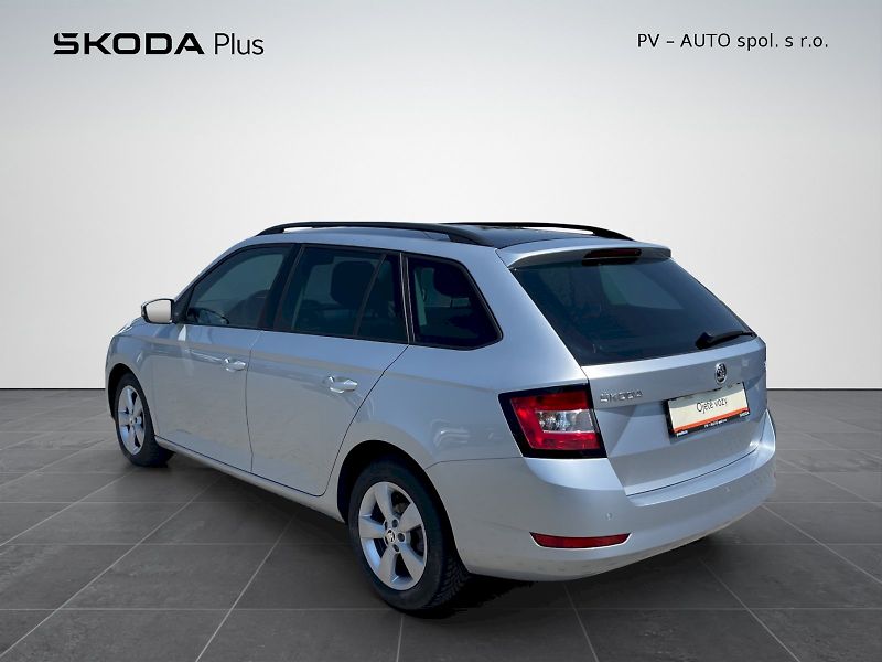 Škoda Fabia (2018) 1.0 TSI 70kW Style Plus combi - fotka 29 z 34