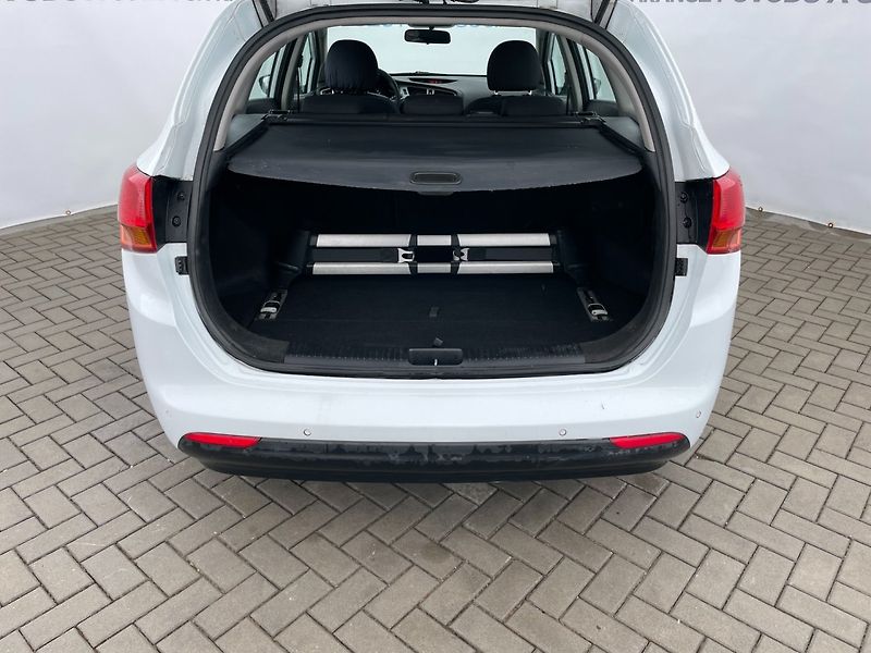 Kia Ceed (2014) SW 1.4CRDi Climatronic! Navi! - fotka 9 z 21