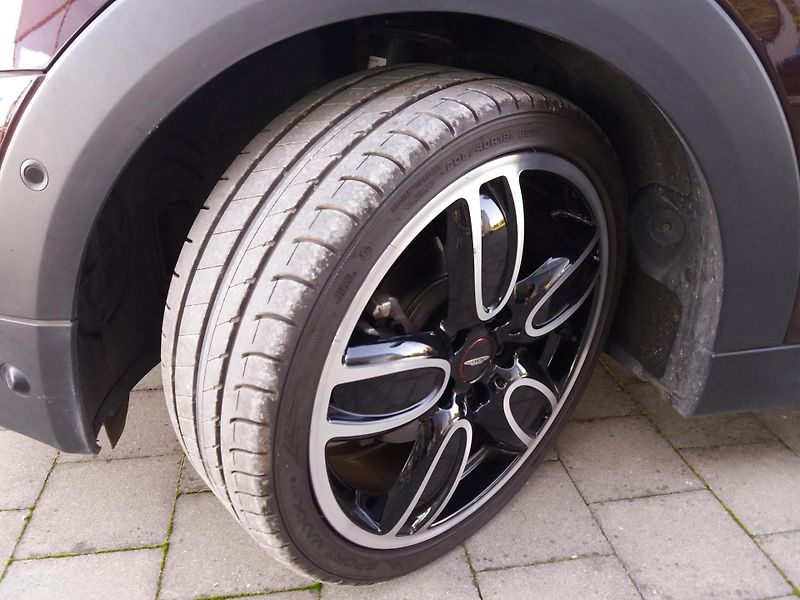 Mini Cooper S 2.0i,141kW,1.MAJ-ČR!17.Tis-km! - fotka 8 z 29