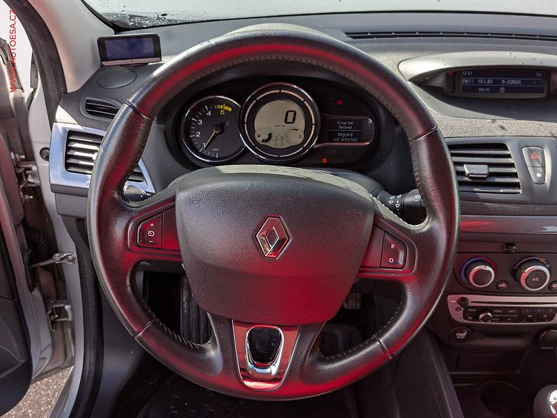Renault Mégane (2015) 1.5dCi, AC, temp - fotka 16 z 17