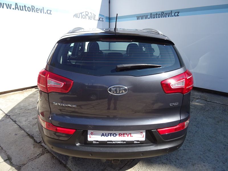 Kia Sportage (2011) 1.7CRDi,85kW,S.kn,tažne,ALU - fotka 22 z 23