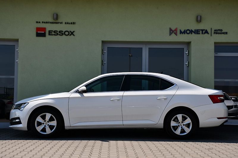 Škoda Superb 1.5TSi 110kW MT CARPLAY  - fotka 3 z 51