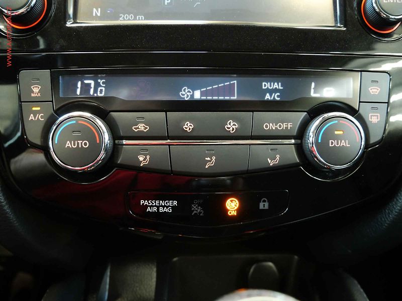 Nissan Qashqai (2017) 1.6dCi, ČR, Tekna, AT, panor - fotka 21 z 23