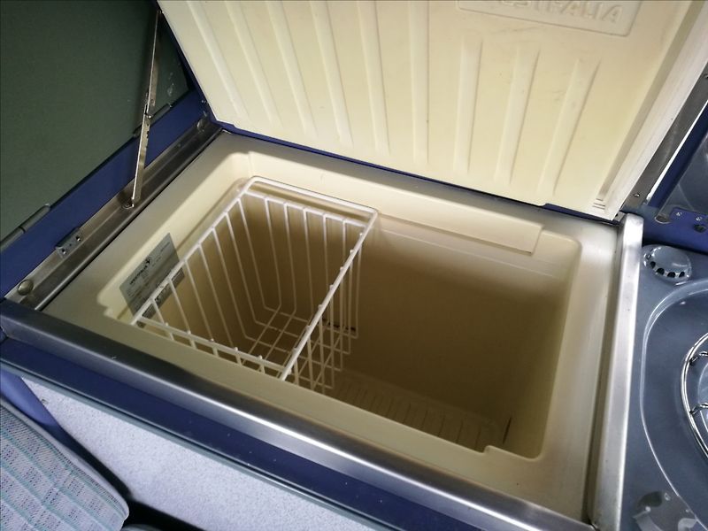 Volkswagen D California   2,4 - fotka 17 z 20