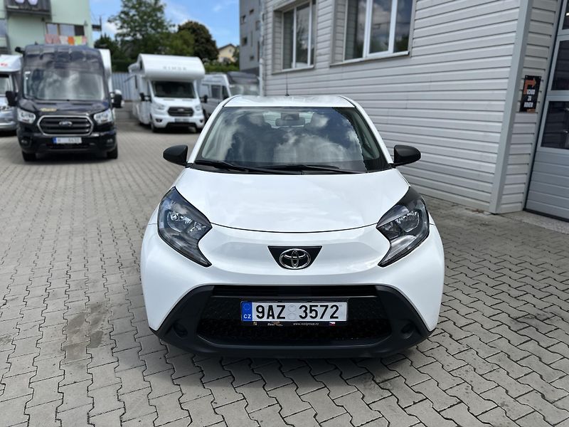 Toyota Aygo X-1.0i-53KW-KLIMA-Č.R.-DPH - fotka 8 z 27