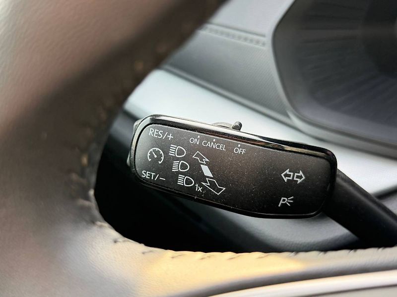 Škoda Octavia Selection 1,5 TSI 85 kW 6° MP - fotka 11 z 25