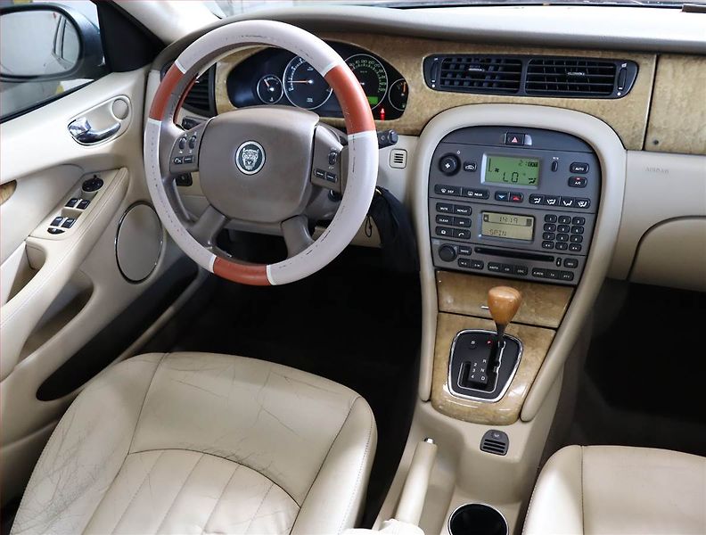 Jaguar X-Type (2004) 3.0, 4X4, Automat, po STK - fotka 7 z 19