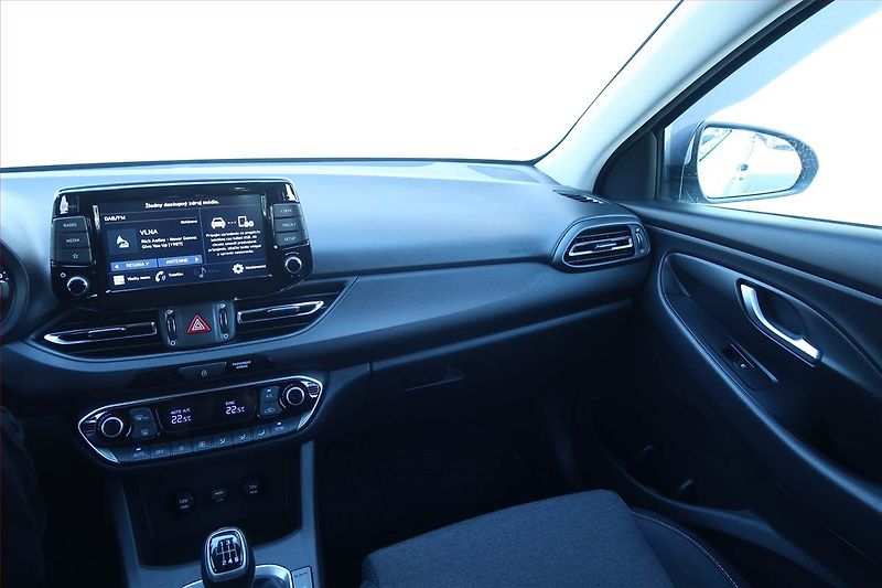 Hyundai i30 (2021) Family 1.5 DPI, Serv.kniha - fotka 8 z 23