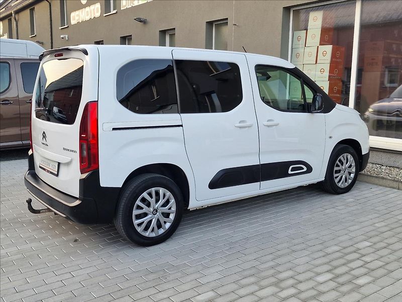 Citroën Berlingo 1.5 BlueHDi 100 Feel, ČR,1Maj - fotka 11 z 47