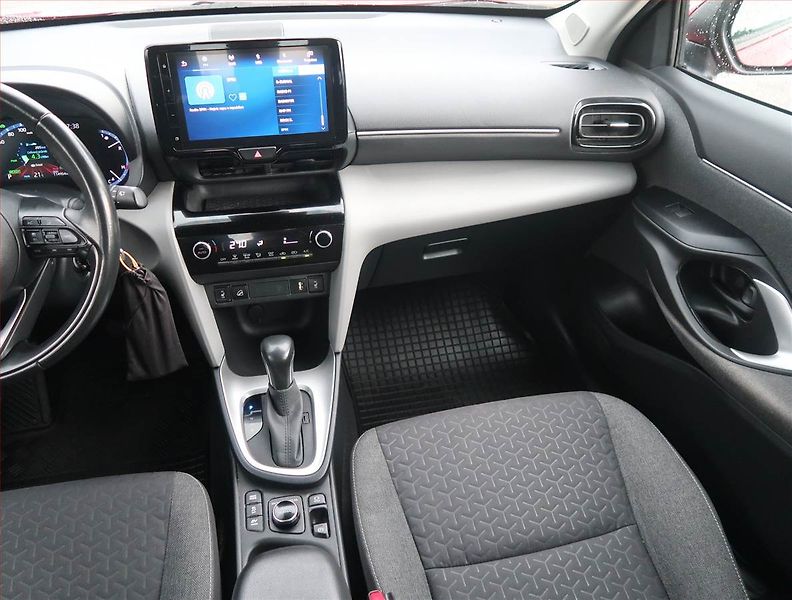 Toyota Yaris Cross (2022) 1.5 VVT-iE - fotka 8 z 14