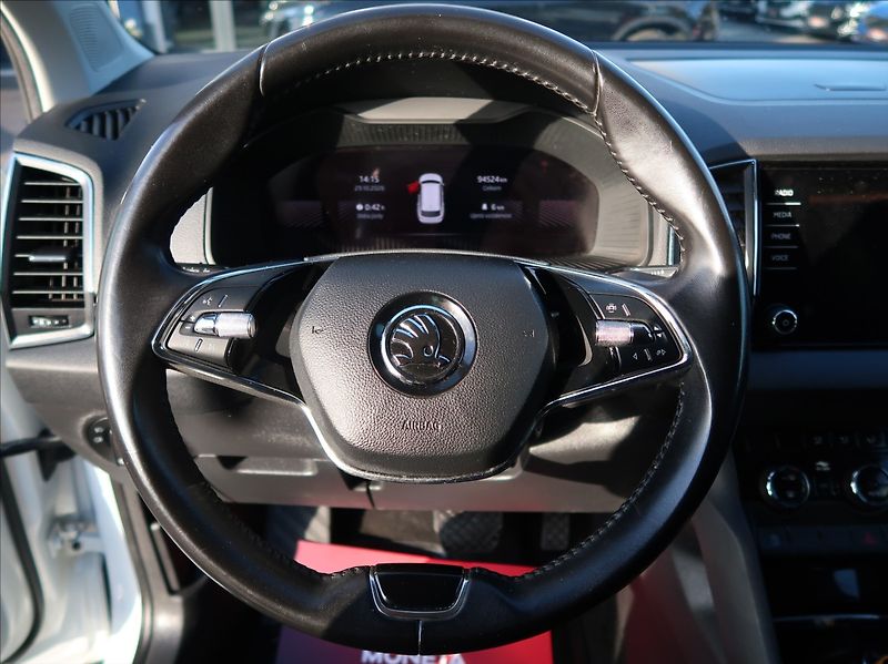 Škoda Karoq 2,0 TDi,110kW,1majČR,4x4,DPH - fotka 16 z 28